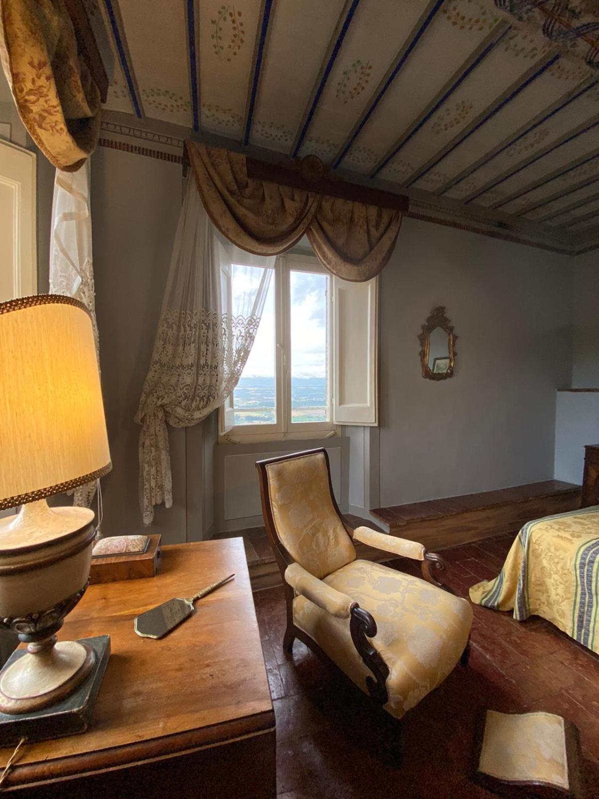 Residenza D'Epoca San Lorenzo Tre Todi Ruang foto