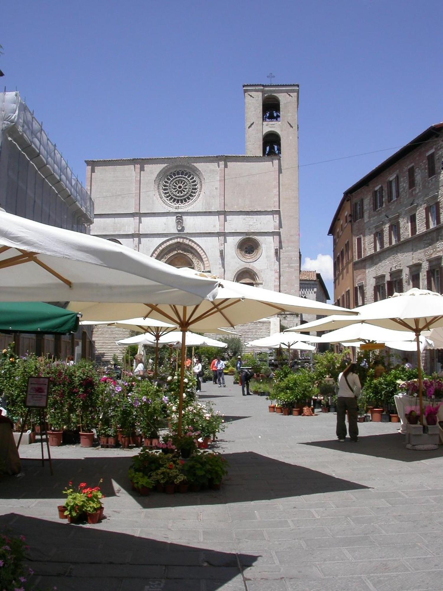 Residenza D'Epoca San Lorenzo Tre Todi Bagian luar foto